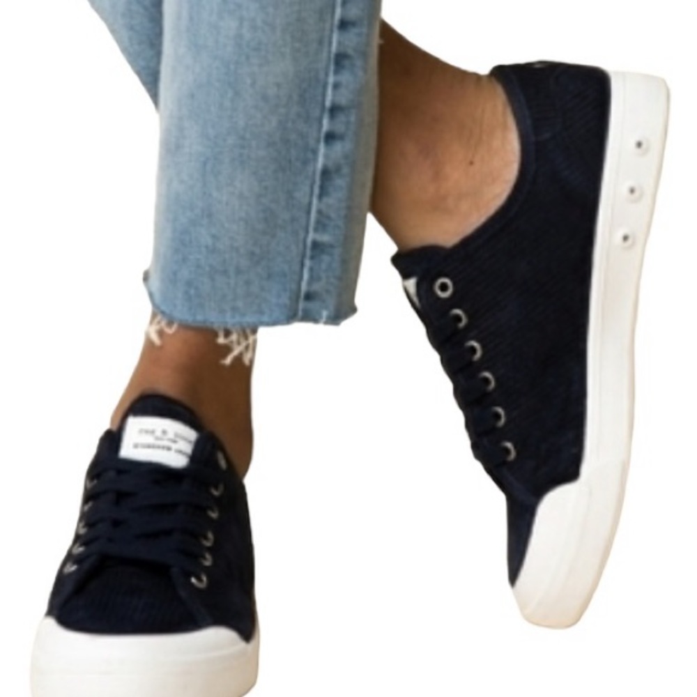 Rag and bone NWT 7 NY Standard Issue leather sneakers